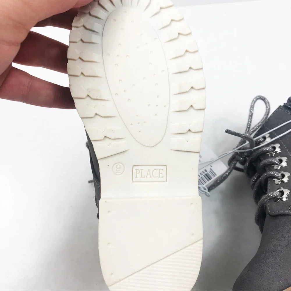 NWT The Children's Place Toddler Ankle Bootie | Grey | Size 9